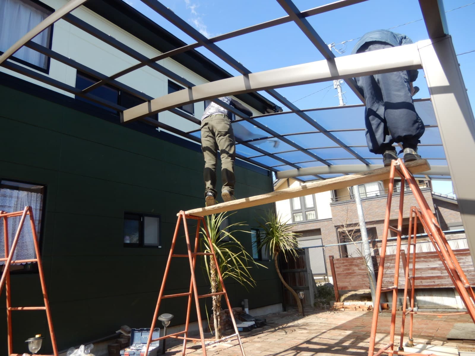 カーポート　外構工事　越谷市　みやび住宅環境　