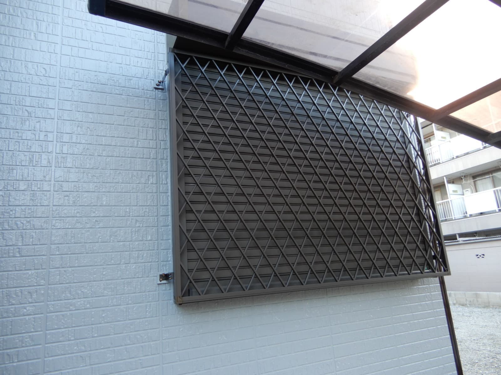 越谷　面格子取付　サッシ