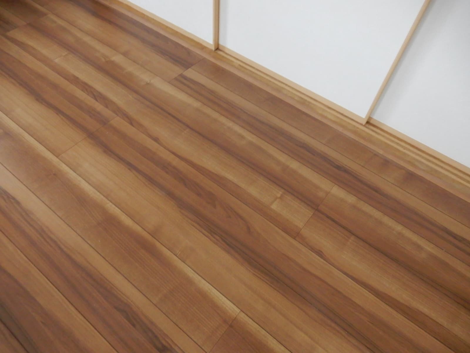 越谷　フローリング工事