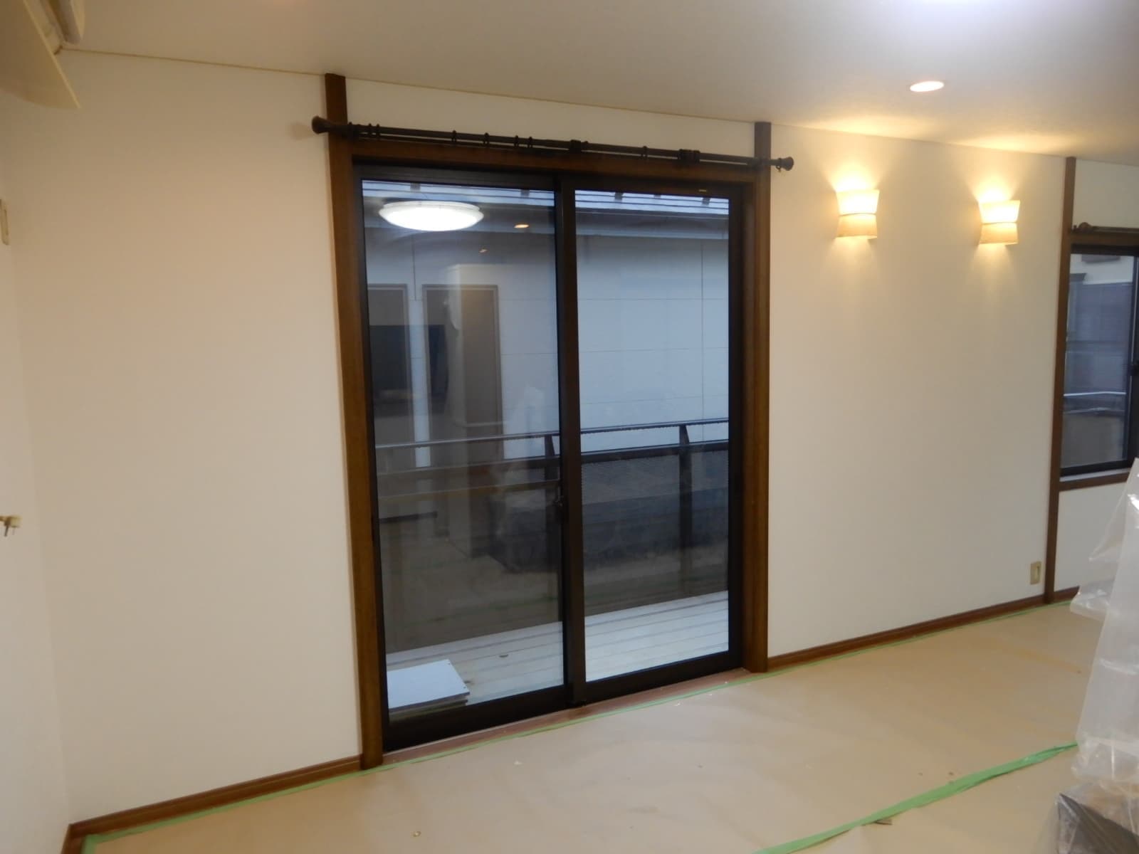 越谷　クロス工事　クロス貼替