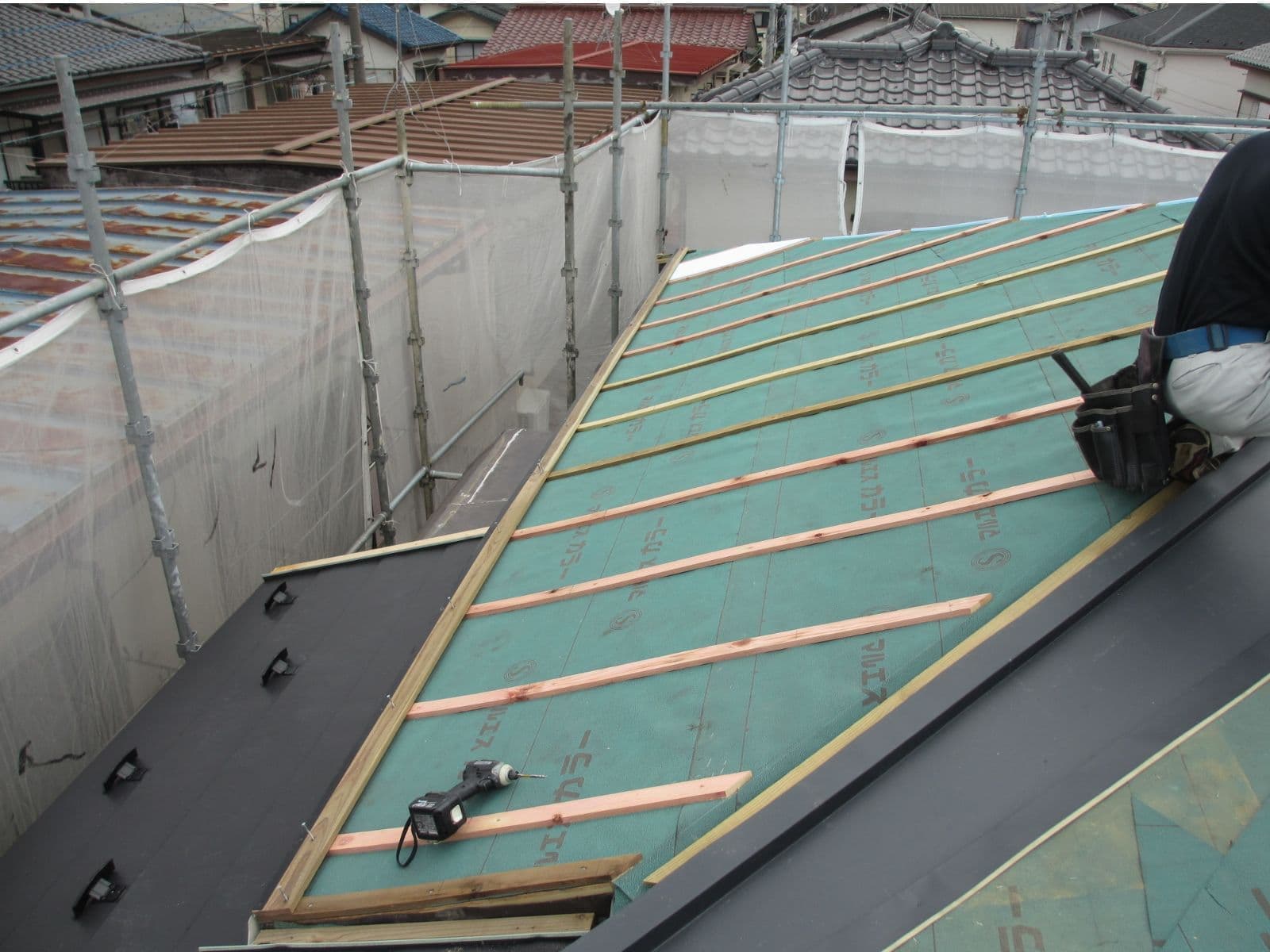 越谷　屋根工事　葺き替え