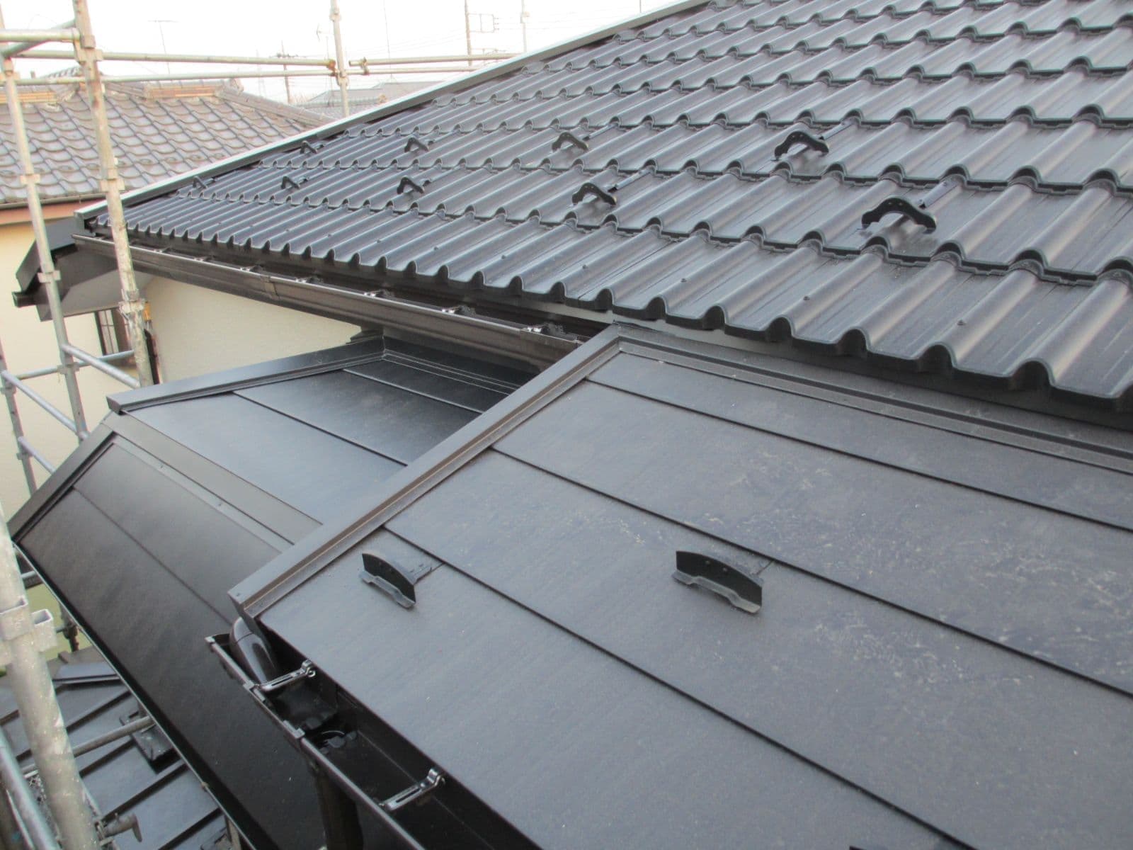 越谷　屋根工事　MAX