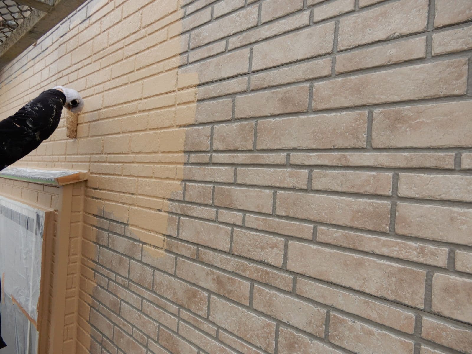 越谷　塗装　ローラー　塗り替え