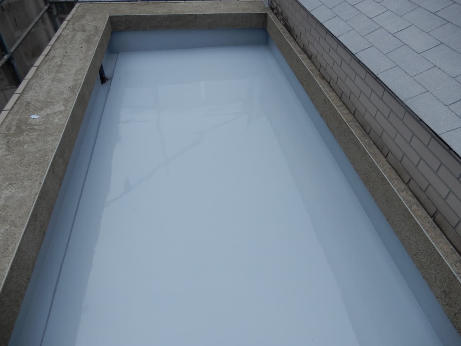 防水工事　越谷　外壁　塗装　みやび住宅環境