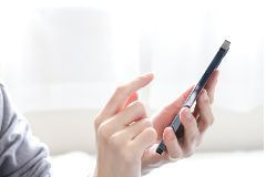 電話をかける　外壁塗装